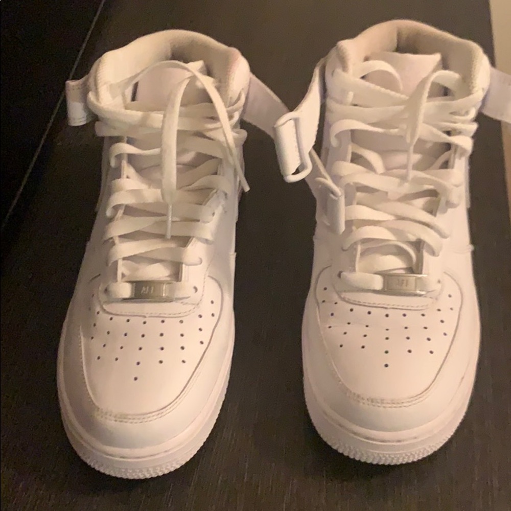 Air Force 1’s (AF1s)